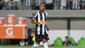 Richarlyson em campo pelo Atltico (foto: Ramon Lisboa/EM/D.A Press)