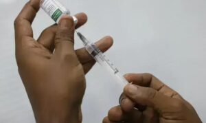 Rio de Janeiro inicia vacinação atualizada contra a covid-19 nesta quarta-feira