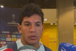 Lucas Romero, volante do Cruzeiro, em entrevista (foto: Sofia Cunha/No Ataque)