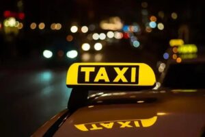 Taxista é indiciado por simular roubo de veículo para receber indenização