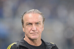 Cuca durante Cruzeiro x Atltico no Mineiro (foto: Alexandre Guzanshe/EM/D.A. Press)