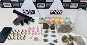 Três conduzidos com arma e drogas em Timóteo no fim de semana