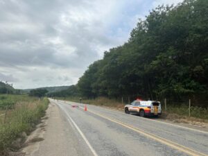 Jovem morre atropelado na BR-259 e nenhum veículo é encontrado próximo ao local