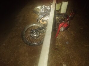 Motociclista morre após bater em defensa às margens da MG-111, em Santana do Manhuaçu | Vales de Minas Gerais