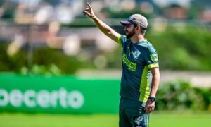 William Batista altera escalação do América para duelo contra o Coritiba