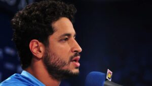 Lo, zagueiro do Cruzeiro, em entrevista coletiva (foto: Gladyston Rodrigues/EM/D.A Press)