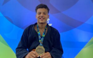 Representante de Timóteo conquista lugar ao pódio no Campeonato Brasileiro de Jiu-Jitsu, em Barueri (SP)