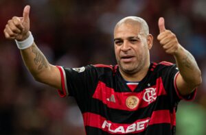 Adriano Imperador em despedida pelo Flamengo, no Maracan (foto: Paula Reis/Flamengo)