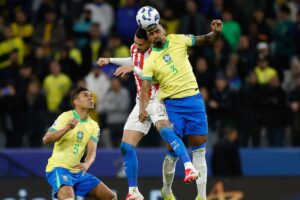 Alexsandro em partida do Brasil (foto: Diulgao: rafaelribeirorio I CBF)