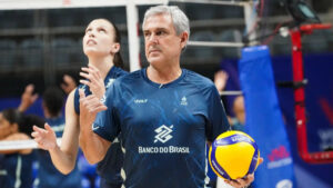 Z Roberto Guimares, tcnico da Seleo (foto: Mauricio Val/FV Imagem/CBV)