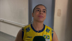 Kika, lbero da Seleo Brasileira Feminina de Vlei (foto: Pedro Bueno / No Ataque)