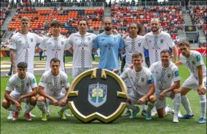 Jogadores do Auckland City antes da partida contra o Bayern de Munique (foto: Phototeknz/Divulgao)