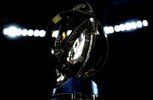 Trofu do Mundial de Clubes (foto: Vitor Silva/Botafogo.)
