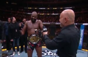 Jon Jones dana aps vitria no UFC 309 (foto: Reproduo)