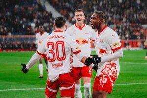 Jogadores do Salzburg (foto: Divulgao / Salzburg)