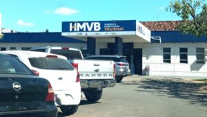 Veja vídeo: Hospital de Timóteo é acusado de descaso. Paciente idoso não foi aceito