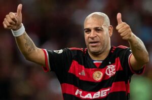 Adriano Imperador em despedida pelo Flamengo