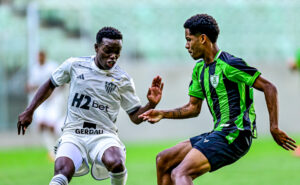 Amrica venceu o Atltico no Independncia, em duelo pelo Campeonato Brasileiro Sub-20 (foto: Mouro Panda/Amrica)