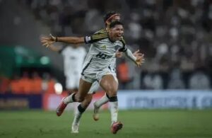 Atlético-MG conquista vitória crucial sobre Ceará no Castelão