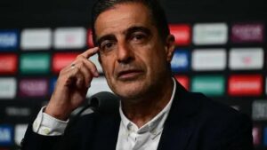 Botafogo anuncia saída do técnico Renato Paiva após eliminação no Mundial de Clubes