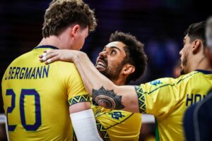 Cachopa 'chacoalha' Bergmann aps ponto (foto: Divulgao/FIVB)