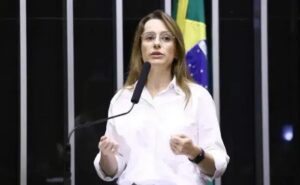 Câmara dos Deputados aprova reserva de assentos para idosos e deficientes em aviões