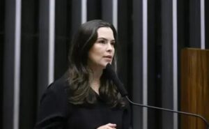 CCJ da Câmara aprova projeto que regulamenta deveres de conselheiros da infância