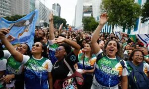 Censo 2022 revela crescimento dos evangélicos: 26,9% da população brasileira