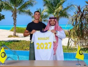 Cristiano Ronaldo renova contrato com Al-Nassr até 2027 e promete jogar até os 42 anos
