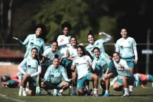 Cruzeiro busca se manter invicto contra o Corinthians no Brasileiro Feminino