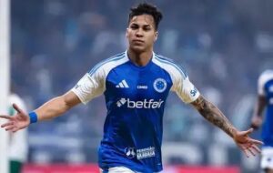 Cruzeiro vence Palmeiras com dois gols de Kaio Jorge e sobe na tabela
