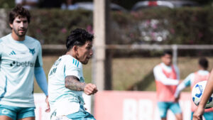 Alm do volante Lucas Romero, o zagueiro Lucas Villalba e o atacante Lautaro Daz representaram a Argentina no elenco do Cruzeiro (foto: Gustavo Aleixo/Cruzeiro)