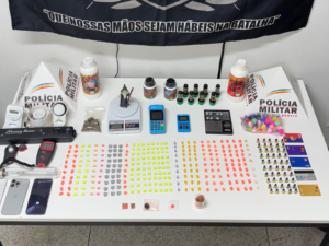Casal é preso com drogas e 300 comprimidos de ecstasy em Coronel Fabriciano