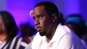 Diddy pode ser expulso do julgamento por encarar os jurados