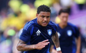Erick Farias, atacante do Ulsan HD, durante aquecimento pelo Mundial de Clubes (foto: Megan Briggs/Getty Images via AFP)