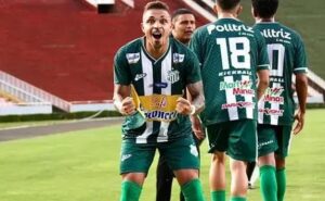 Geovane brilha e garante vitória do Uberlândia no G4 da Série D