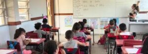 Governo de Minas Gerais investe R$ 1,5 bilhão em educação com o projeto Mãos Dadas