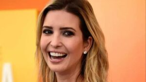 Ivanka Trump recebe críticas por postar foto surfando durante crise nos EUA