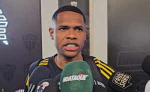 Jnior Santos, do Atltico, em entrevista na zona mista (foto: Reproduo/No Ataque)