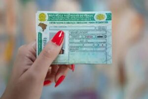 Lula sanciona CNH Social: gratuidade na carteira para baixa renda