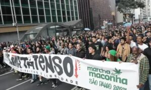 Marcha da Maconha em SP pede pela legalização da cannabis