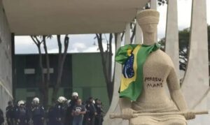 Moraes nega recurso de condenada por pichação em atos de 8 de Janeiro