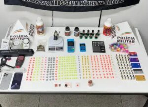 Polícia Militar captura casal com mais de 300 comprimidos de ecstasy em Fabriciano