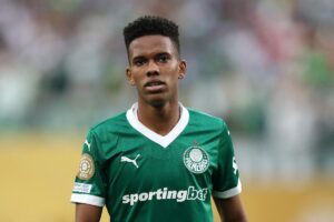 Estvo foi eleito o craque do jogo em Palmeiras x Porto (foto: Francois Nel/Getty Images/AFP)