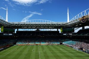Vista geral do Hard Rock Stadium (foto: Dan Mullan / GETTY IMAGES NORTH AMERICA / Getty Images via AFP)