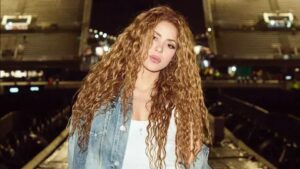 Shakira expressa medo constante como imigrante nos EUA em entrevista