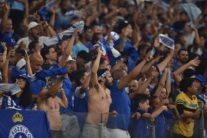 Torcedores do Cruzeiro no Mineiro (foto: Ramon Lisboa/EM/D.A Press)