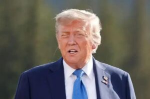 Trump afirma que não eliminará líder supremo do Irã por enquanto