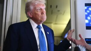 Trump critica Jerome Powell e pede redução da taxa de juros após relatório ADP