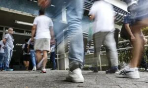 Último dia para pagar taxa de inscrição do Enem 2025 é nesta sexta-feira
